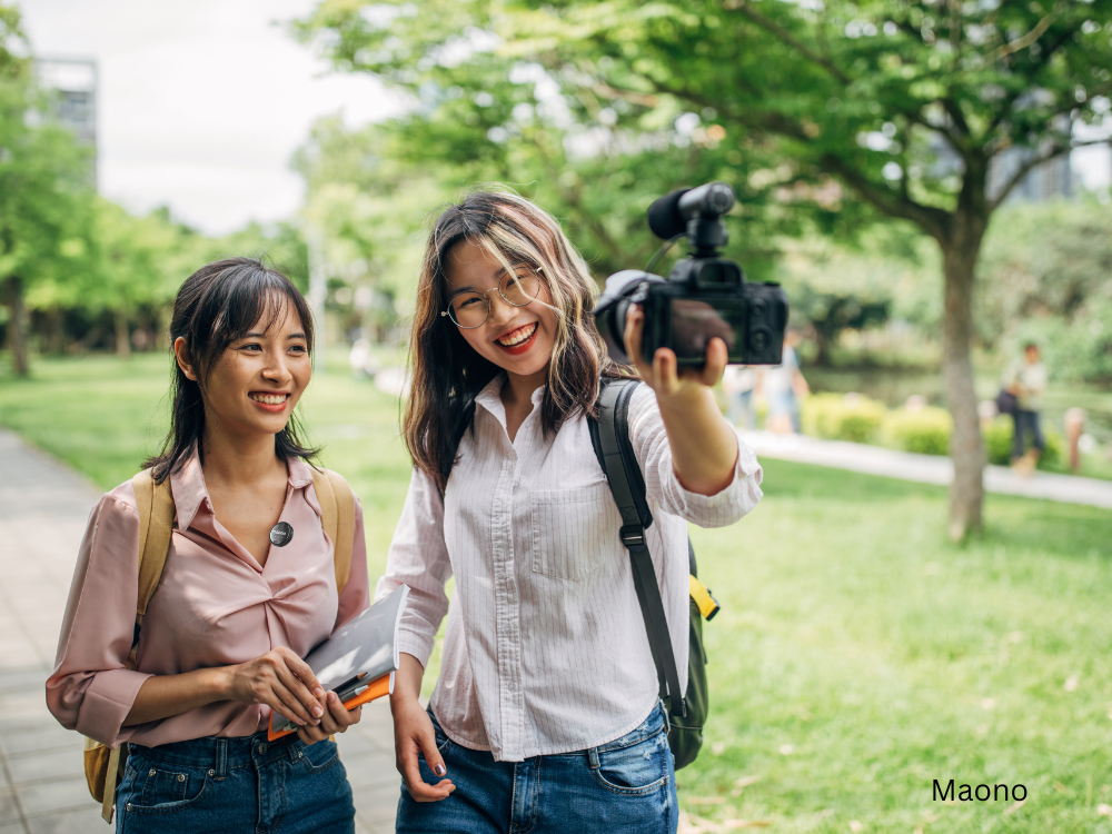 ladies vlogging with a wireless microphone