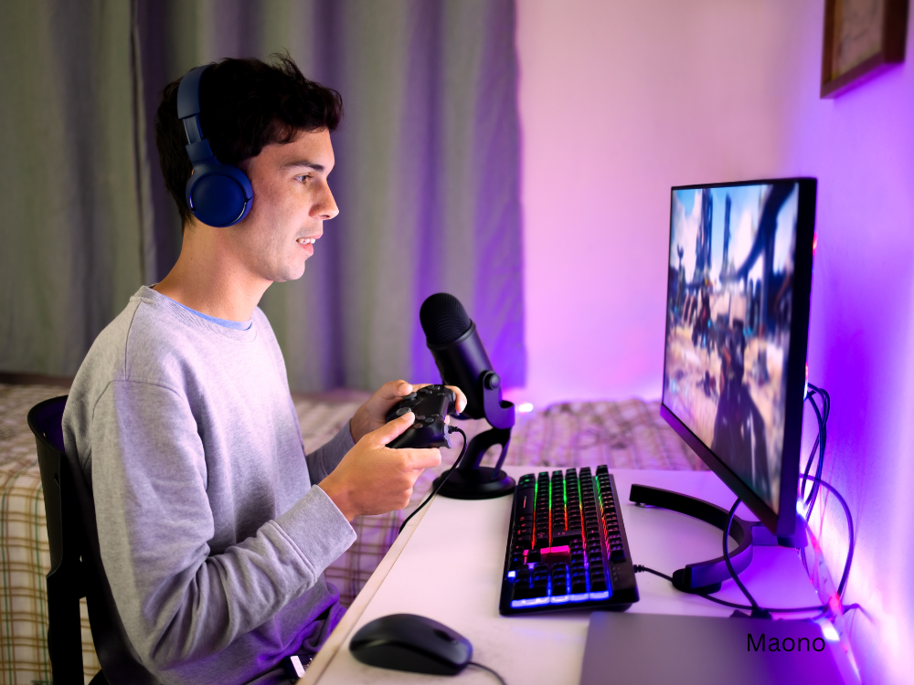 a male game streaming using a streaming microphone